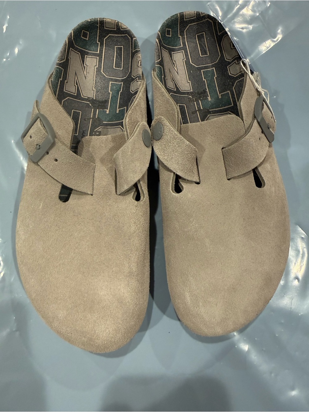 Birkenstock Boston varsity Suede Clogs in stone coin size 38